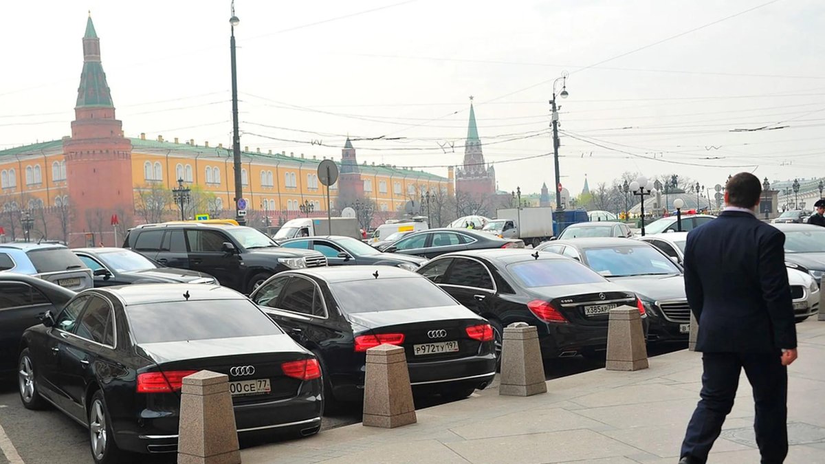 Парковка Госдумы