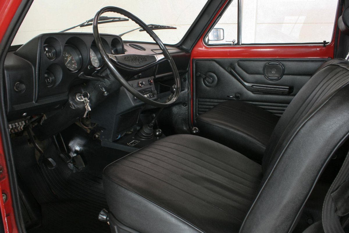 Нива 1992 салон