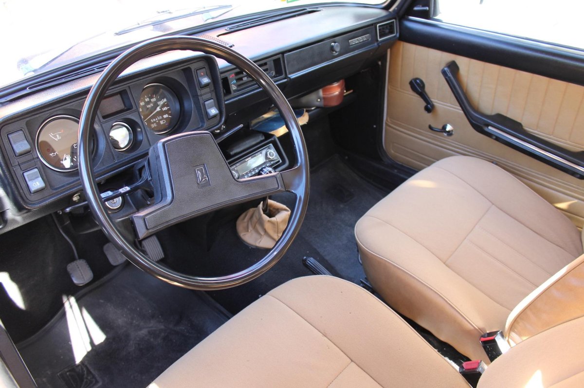 ВАЗ 2105 Жигули салон