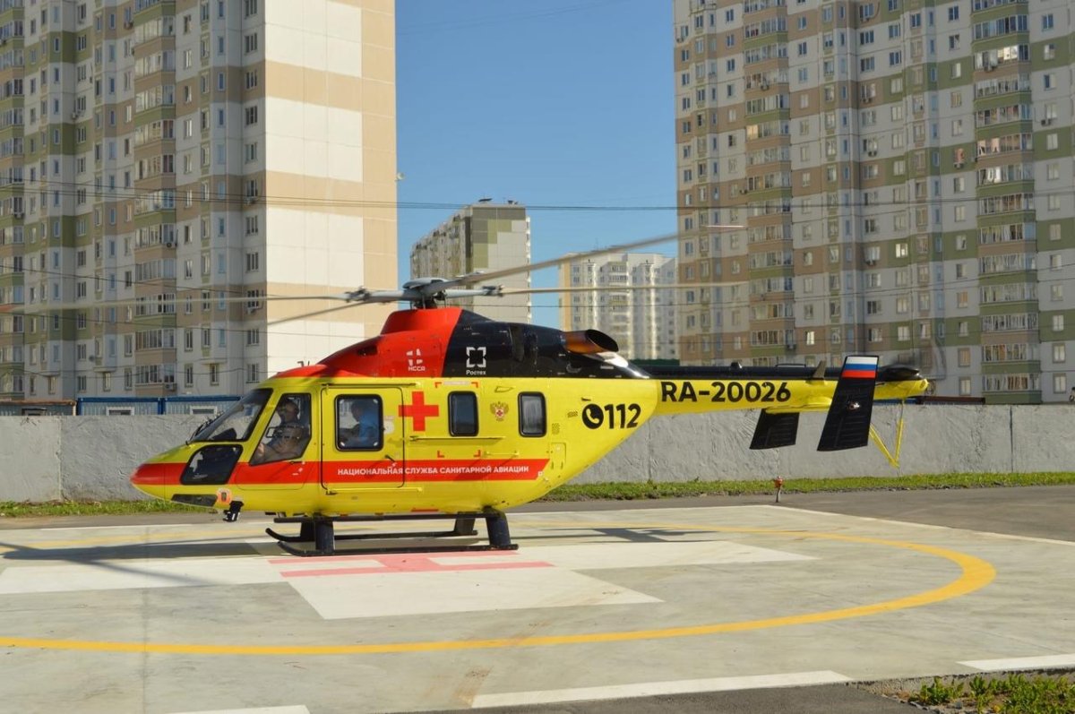 Вертолет санавиации Курск