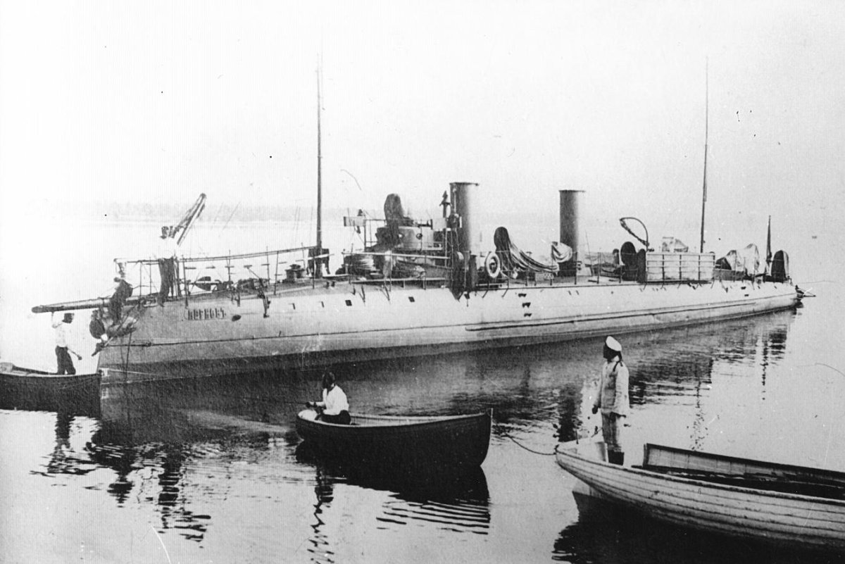 Миноносец Новик 1904