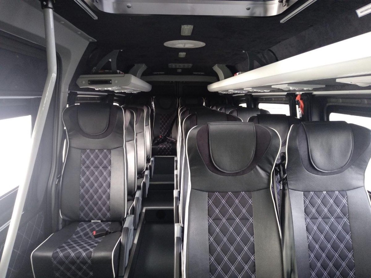 Фольксваген Крафтер пассажирский салон