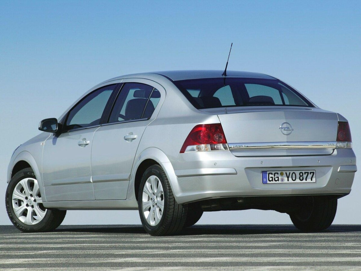 Opel Astra h 2007 седан