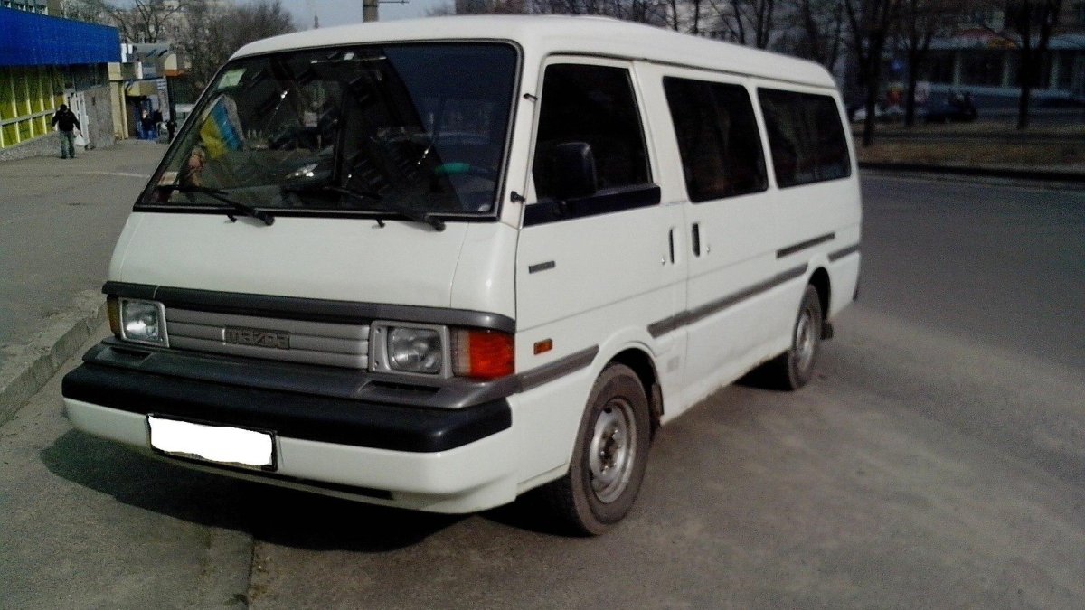 Мазда е 2200 дизель