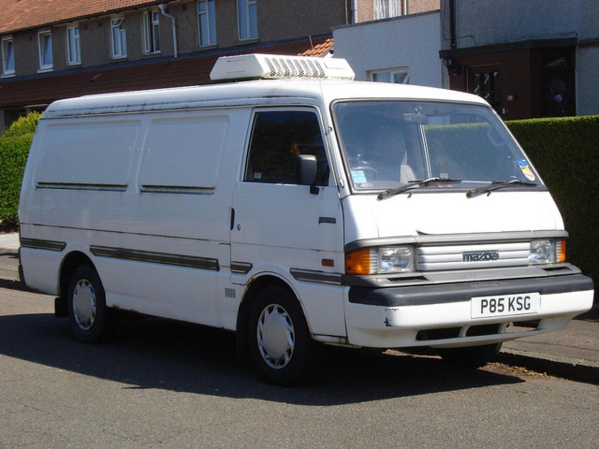 Mazda e2200 фургон