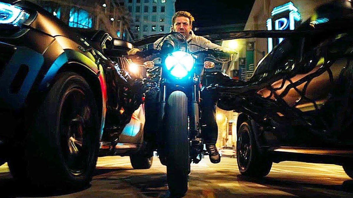 Веном мотоцикл Тома Харди