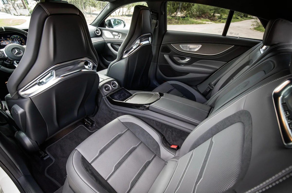 Mercedes Benz AMG gt 53