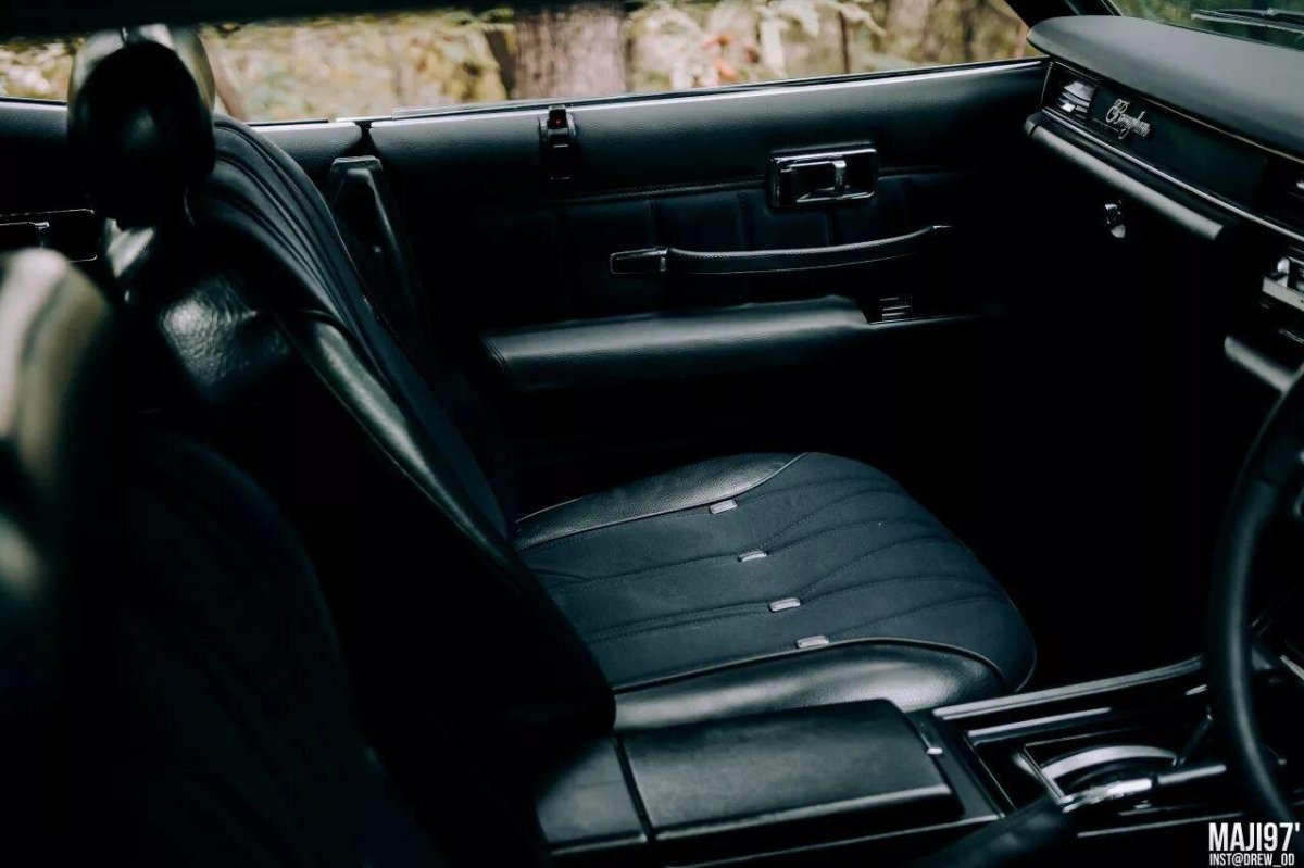 Ниссан Цедрик 1978 салон