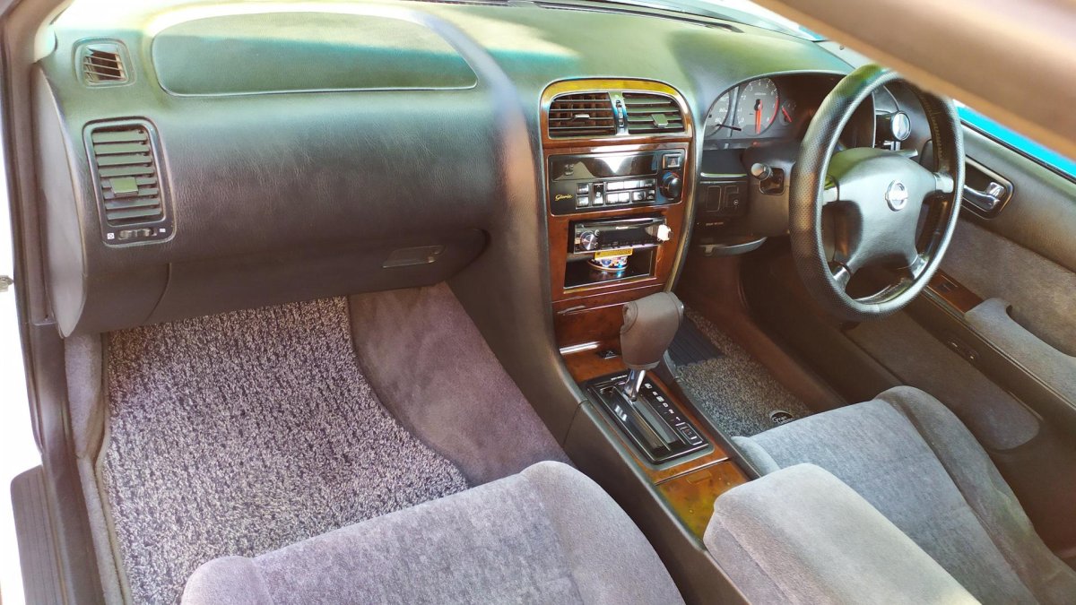 Nissan Cedric y33 салон