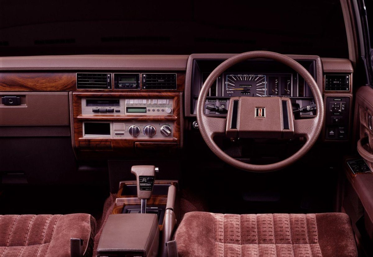 Nissan Gloria 1985