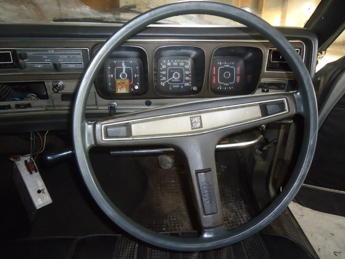 Nissan Cedric 1990 салон