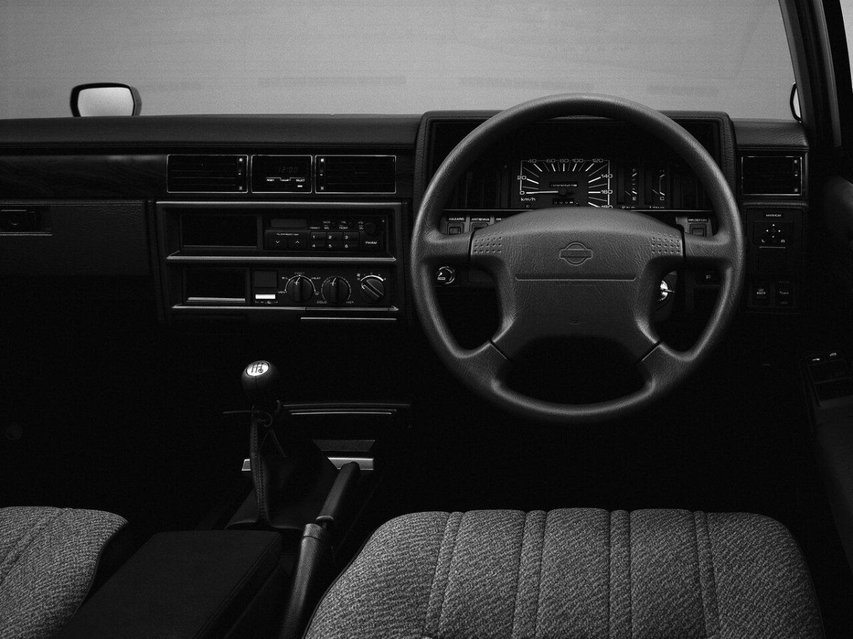 Nissan Cedric Wagon y30