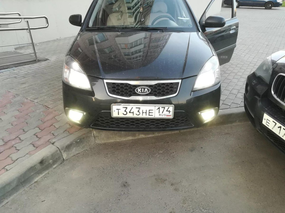 Лампа ПТФ Киа Рио 2