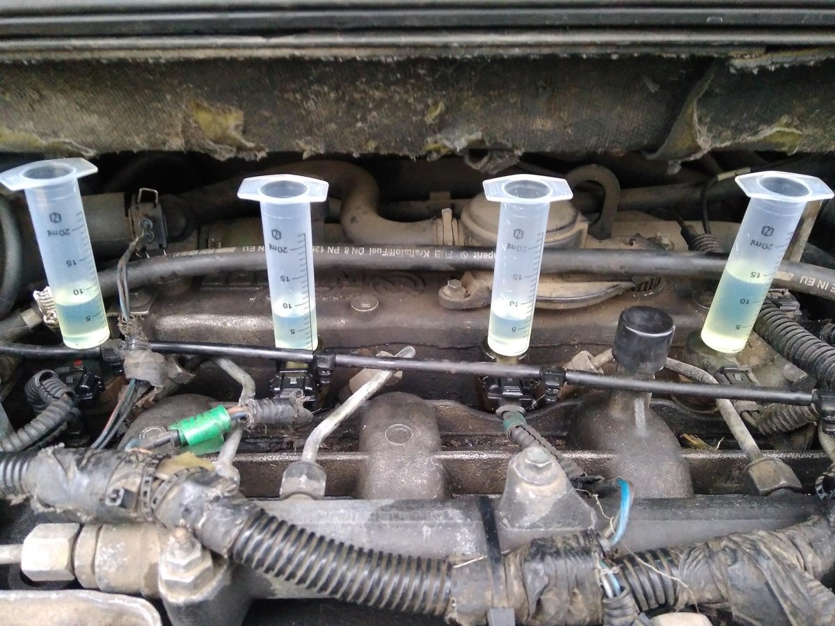 Обратка форсунок Камминз 2.8