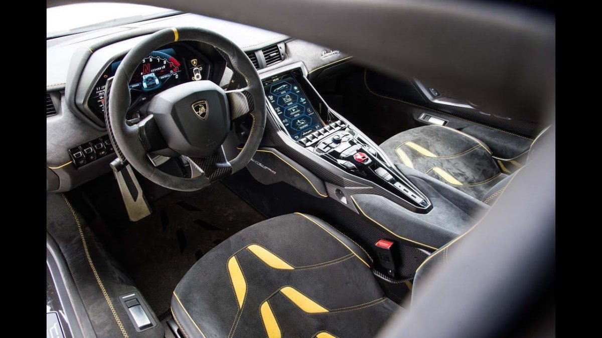 Lamborghini Centenario LP 770-4 салон