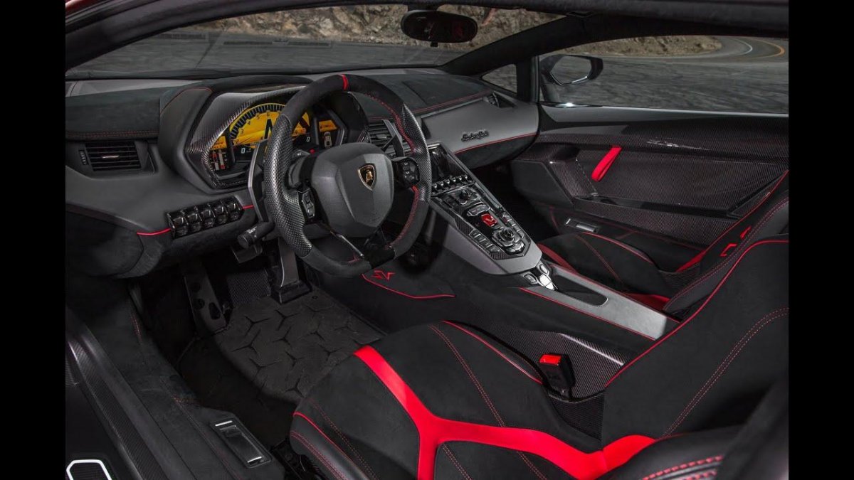 Lamborghini Aventador SV 2020 салон