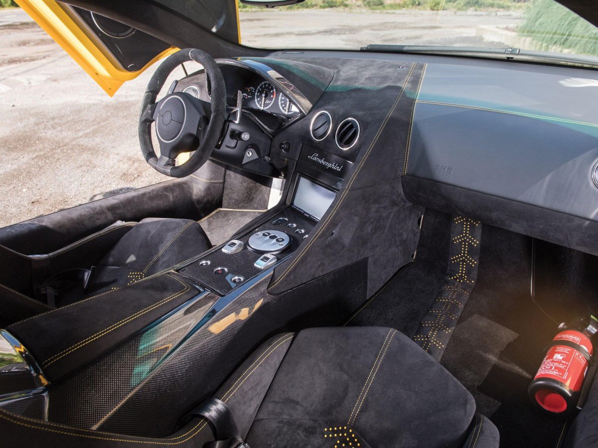 Lamborghini Murcielago lp670-4