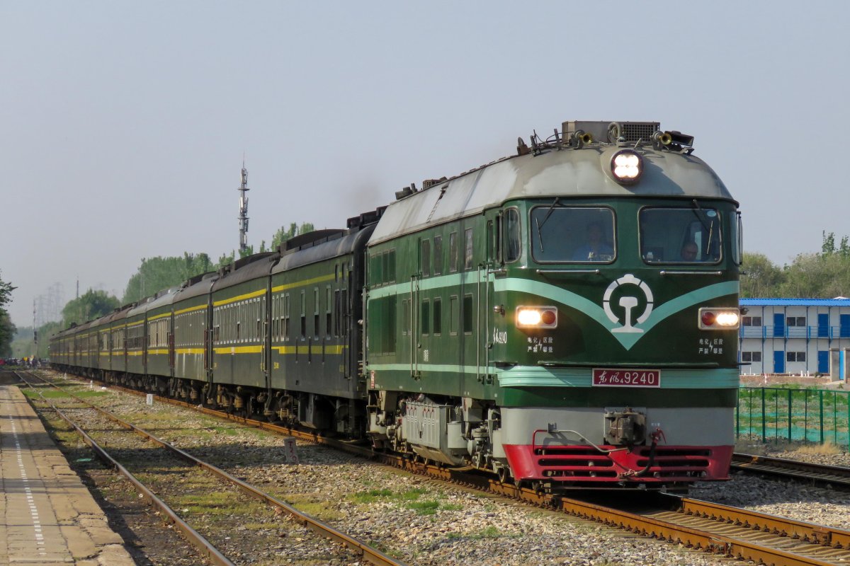 Тепловоз df4 Ирака