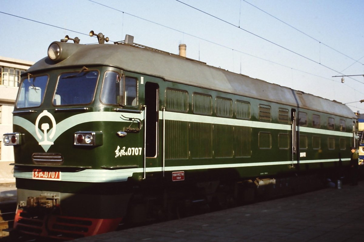 М62 электровоз КНДР