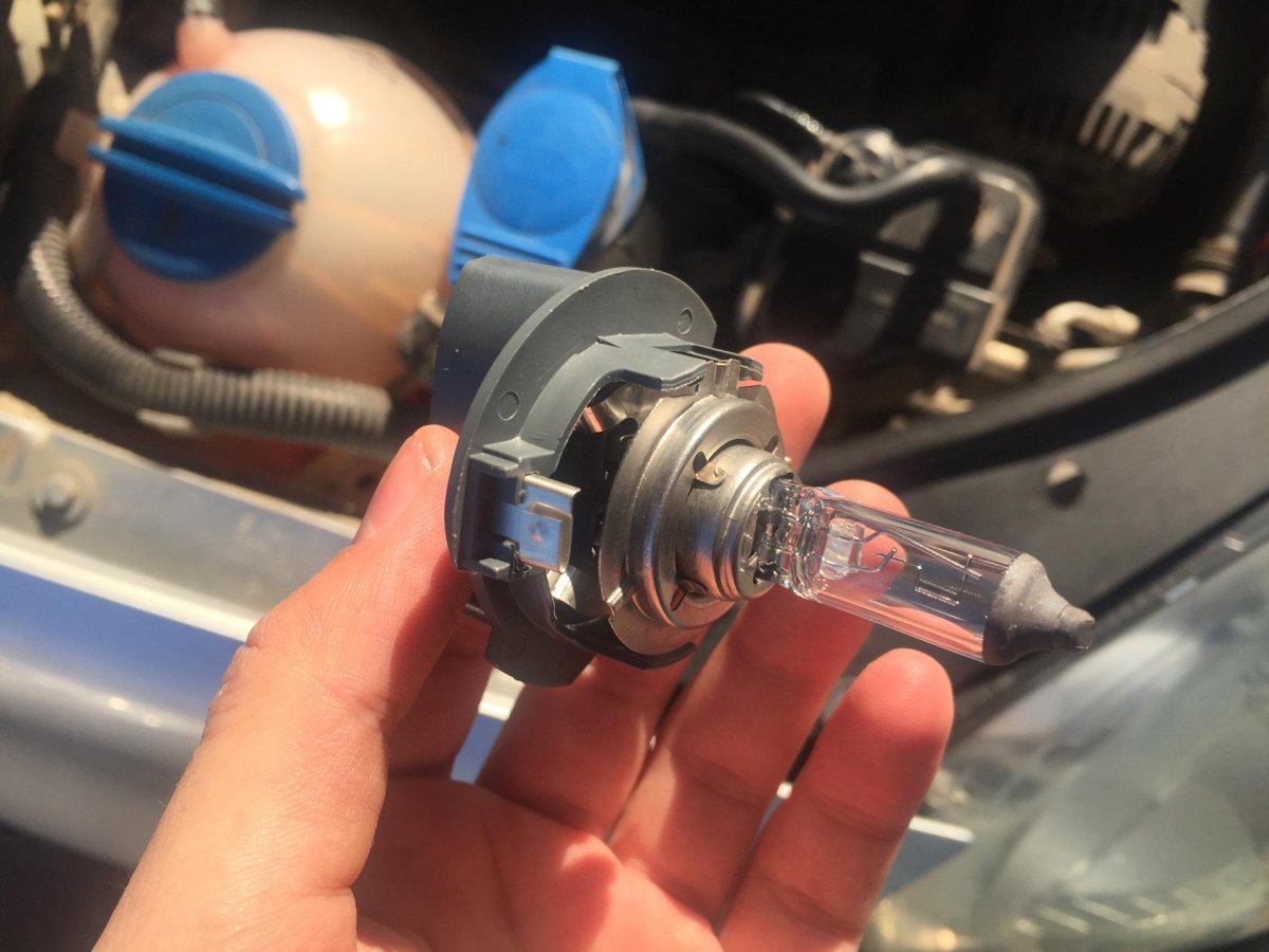 Лампочки ближнего света Фольксваген гольф 4