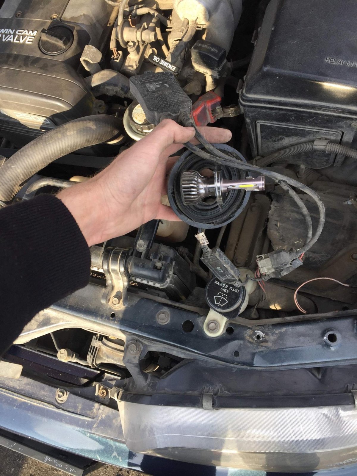 Замена лампочки ближнего света КАМАЗ 5490