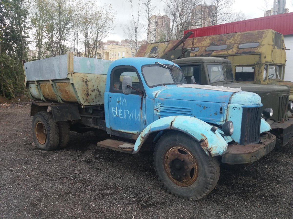 ЗИЛ 164 гудронатор