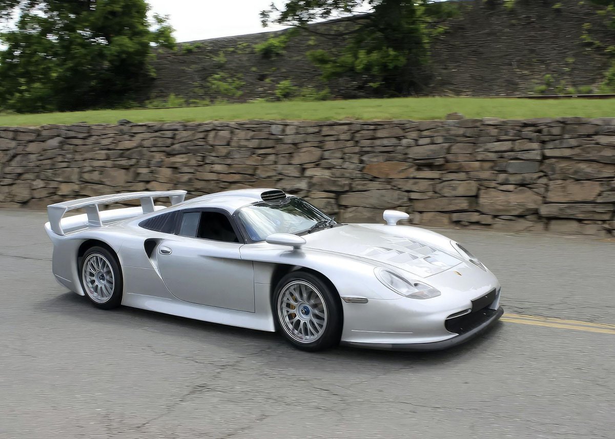 Porsche 911 gt1 993