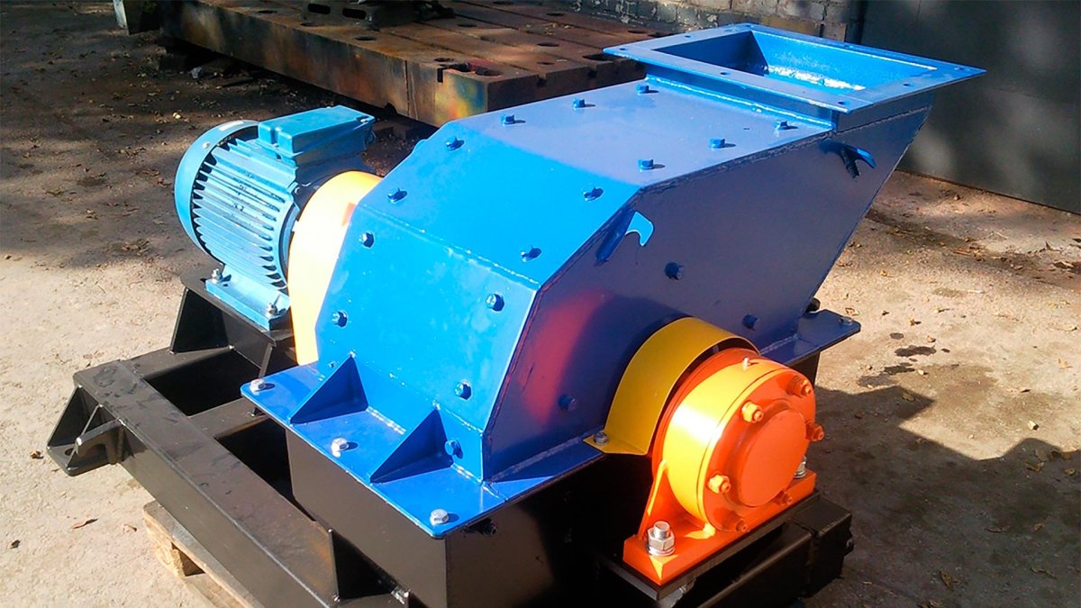 Молотковая дробилка дм-440у