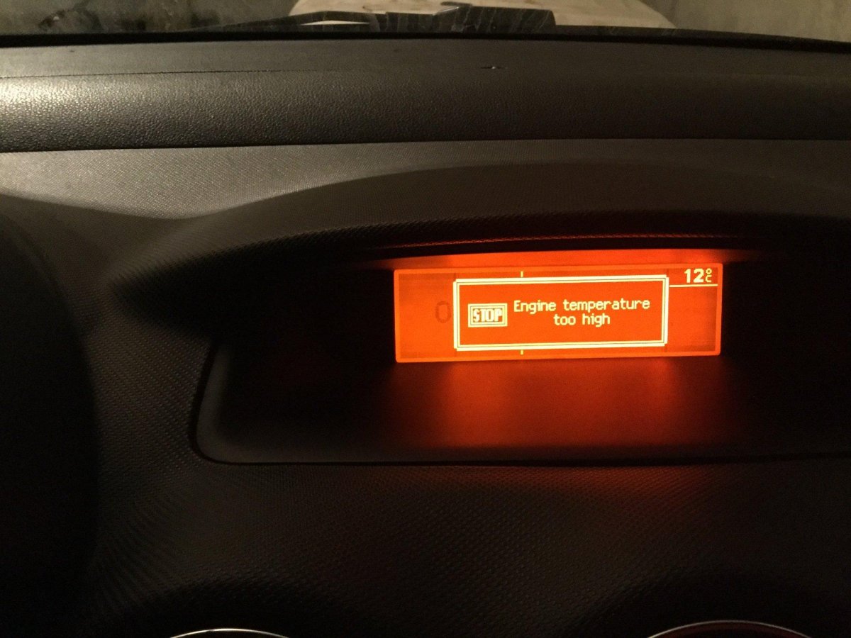 Engine temperature too High Пежо 308