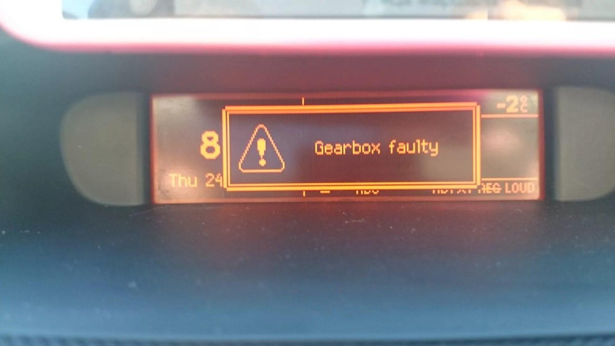 Пежо 207 gearbox faulty