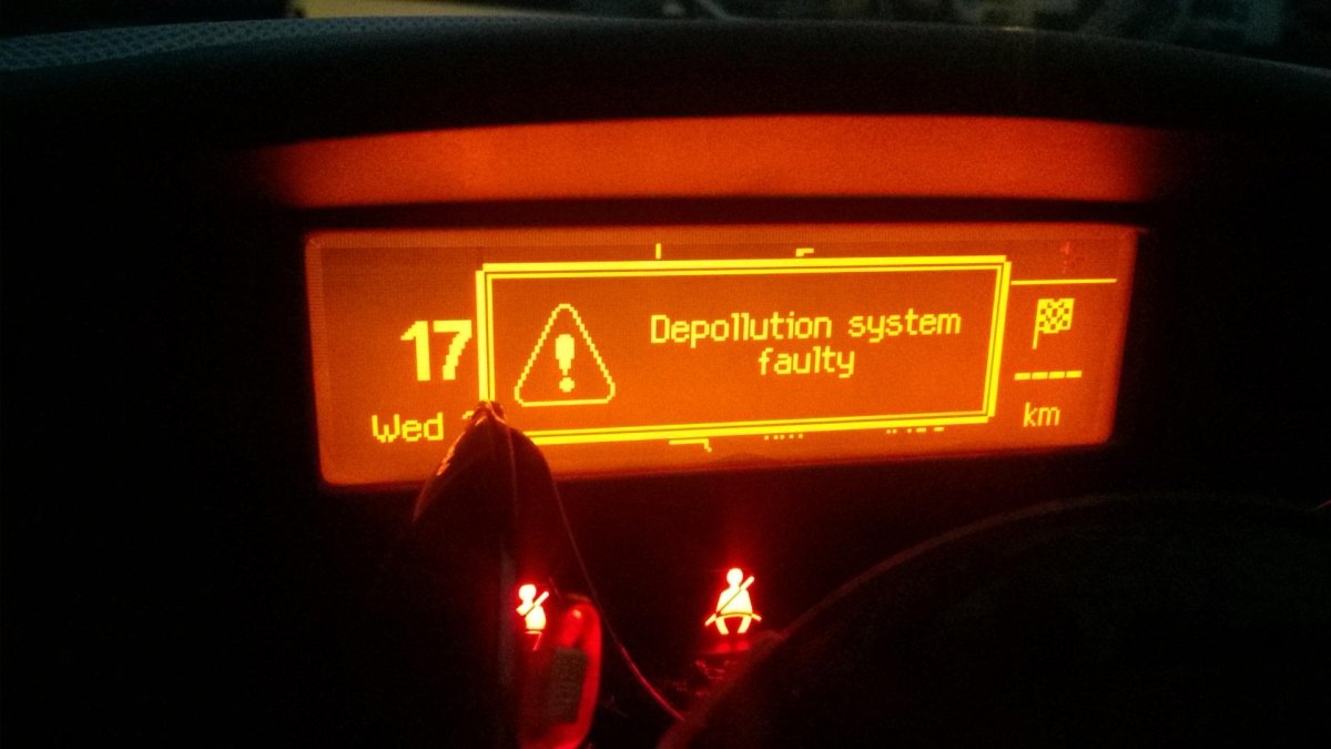 Peugeot 308 depollution System faulty