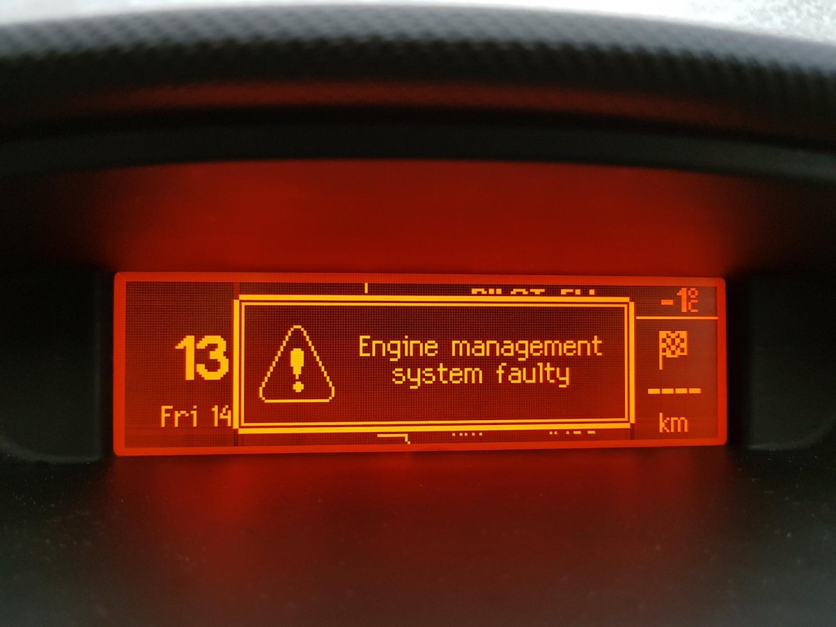 Engine Management System faulty Пежо 308