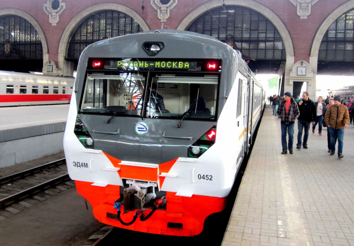 Экспресс поезд Рязань Москва