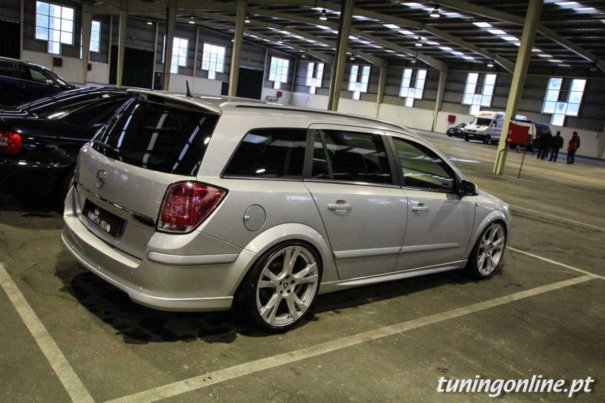 Opel Astra h универсал Tuning