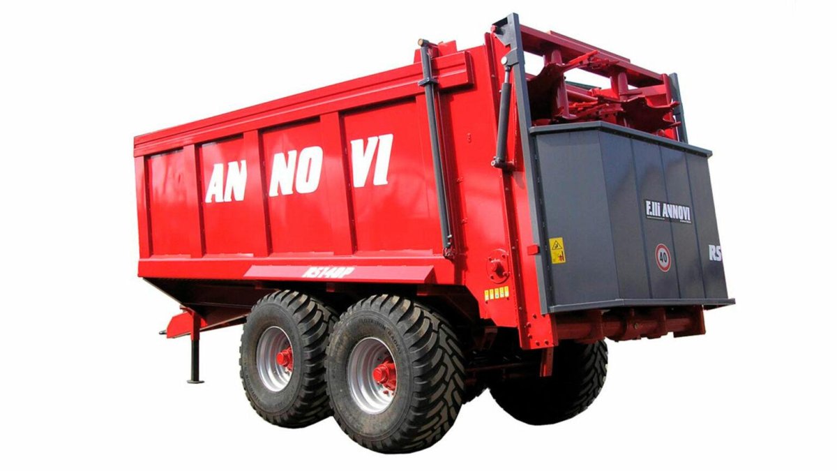 Разбрасыватель органических удобрений