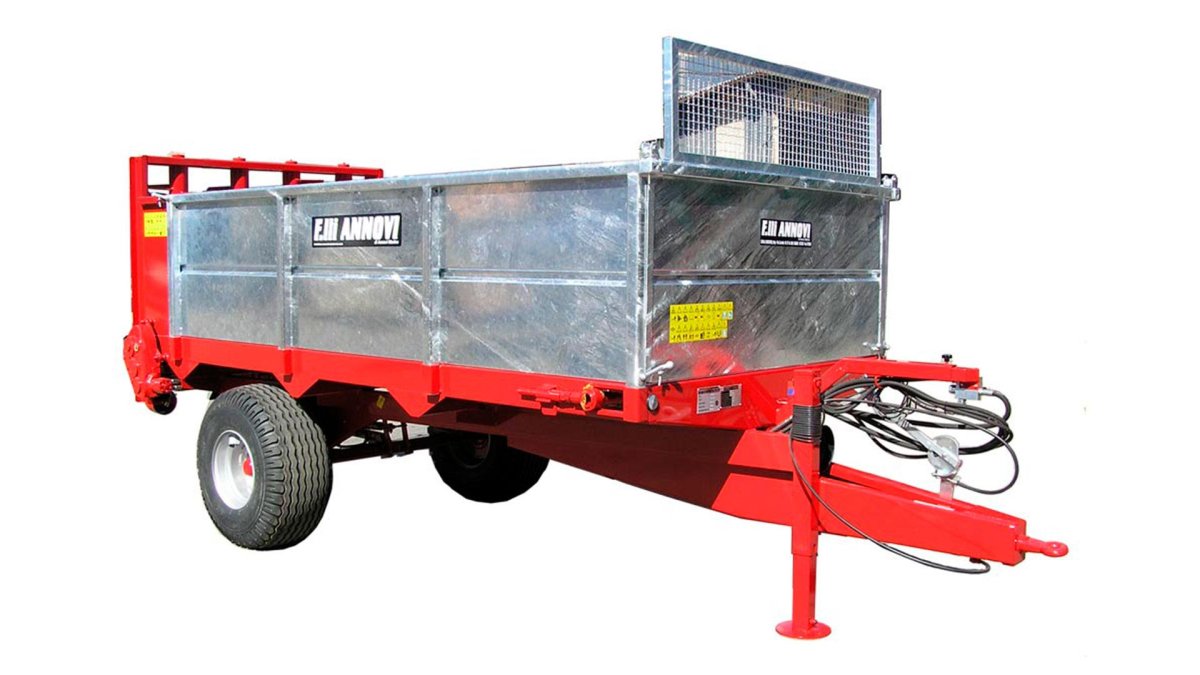 МТТ-9 разбрасыватель