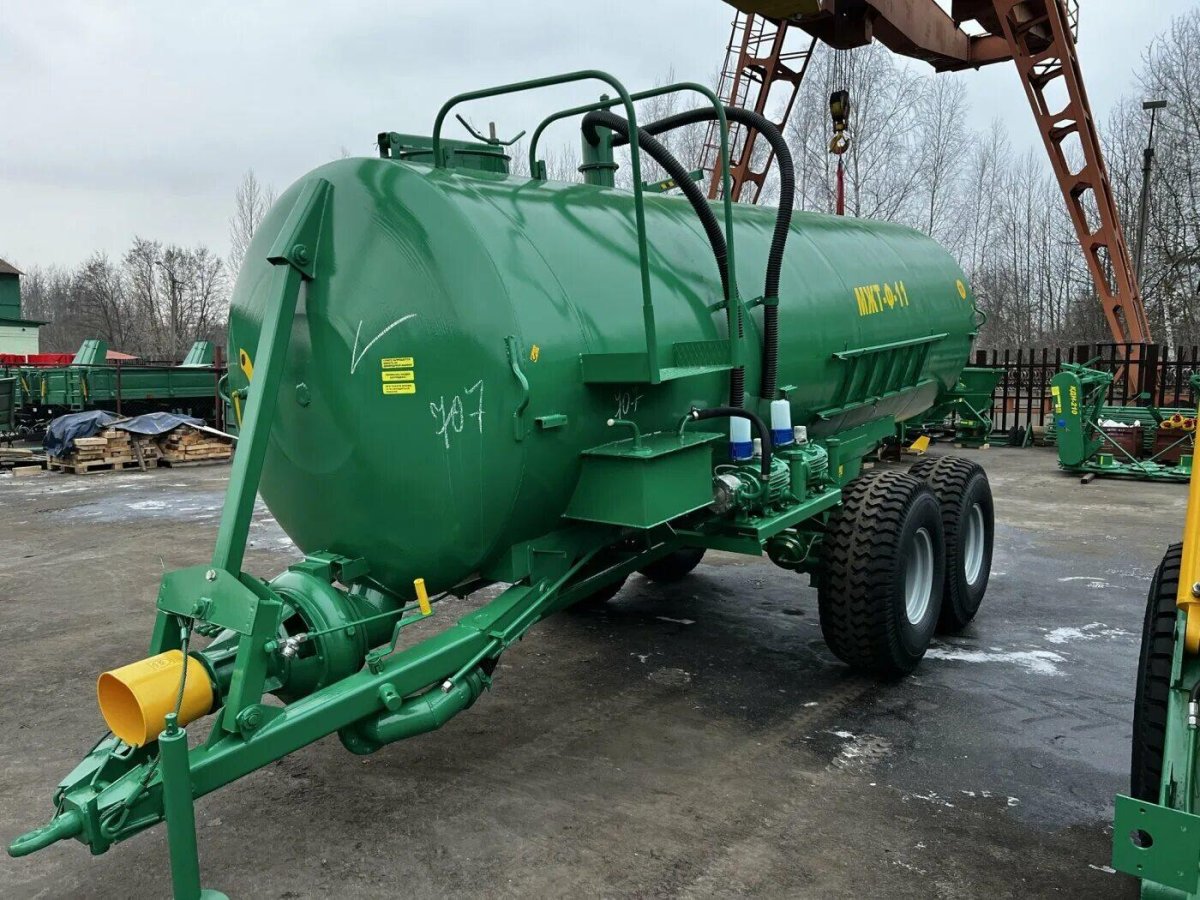 Машина для внесения жидких органических удобрений МЖТ-Ф-11