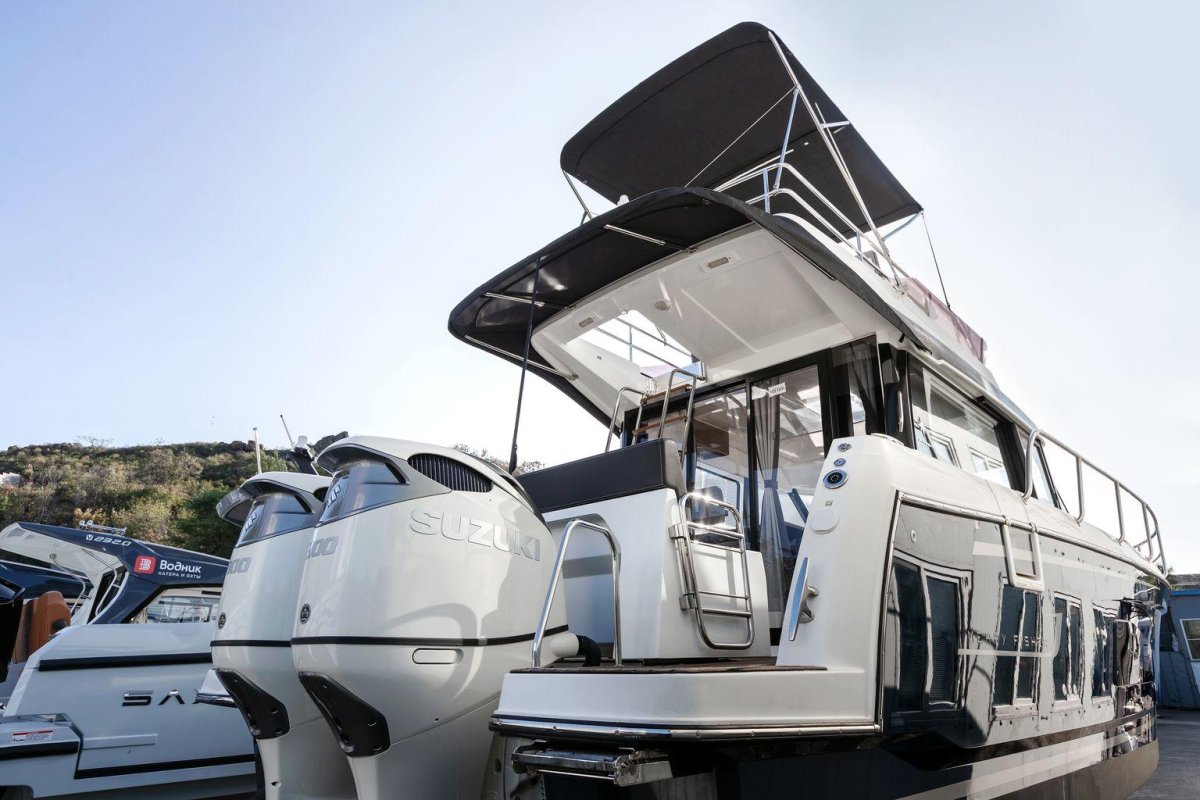 Катер Merry Fisher 1095