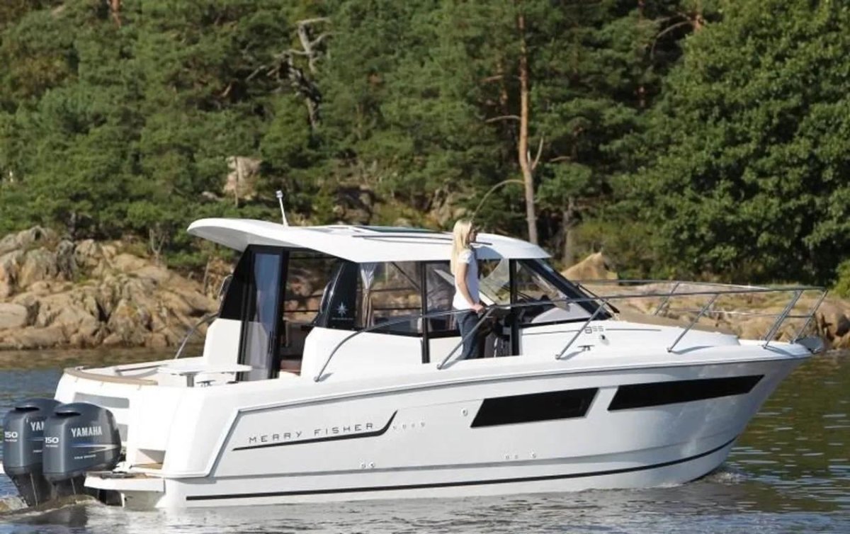Merry Fisher 855