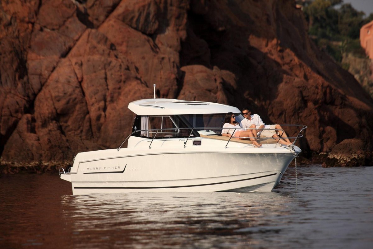 Merry Fisher 755
