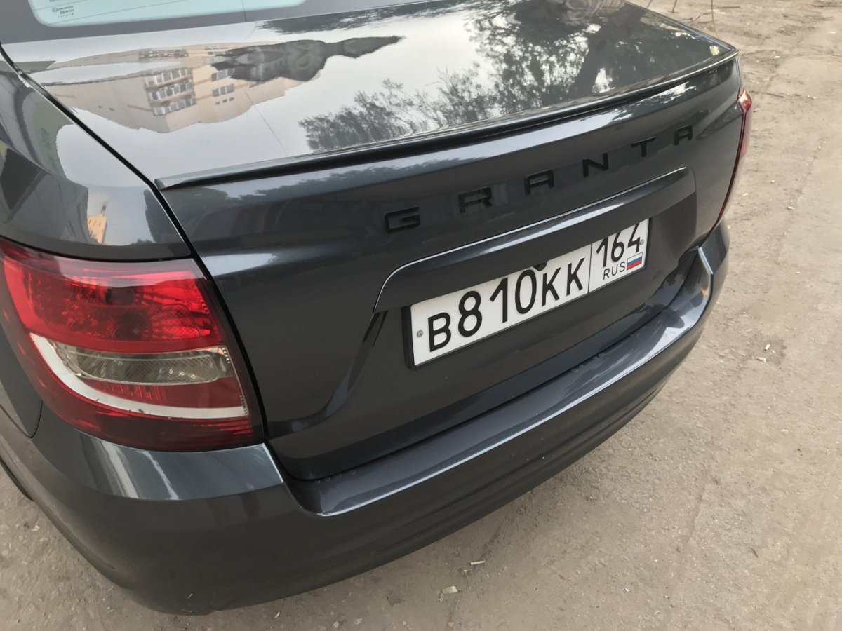 Черный шильдик Лада Гранта фл