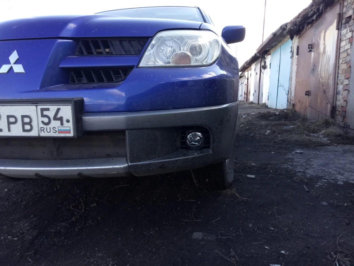 Outlander 2005 ПТФ