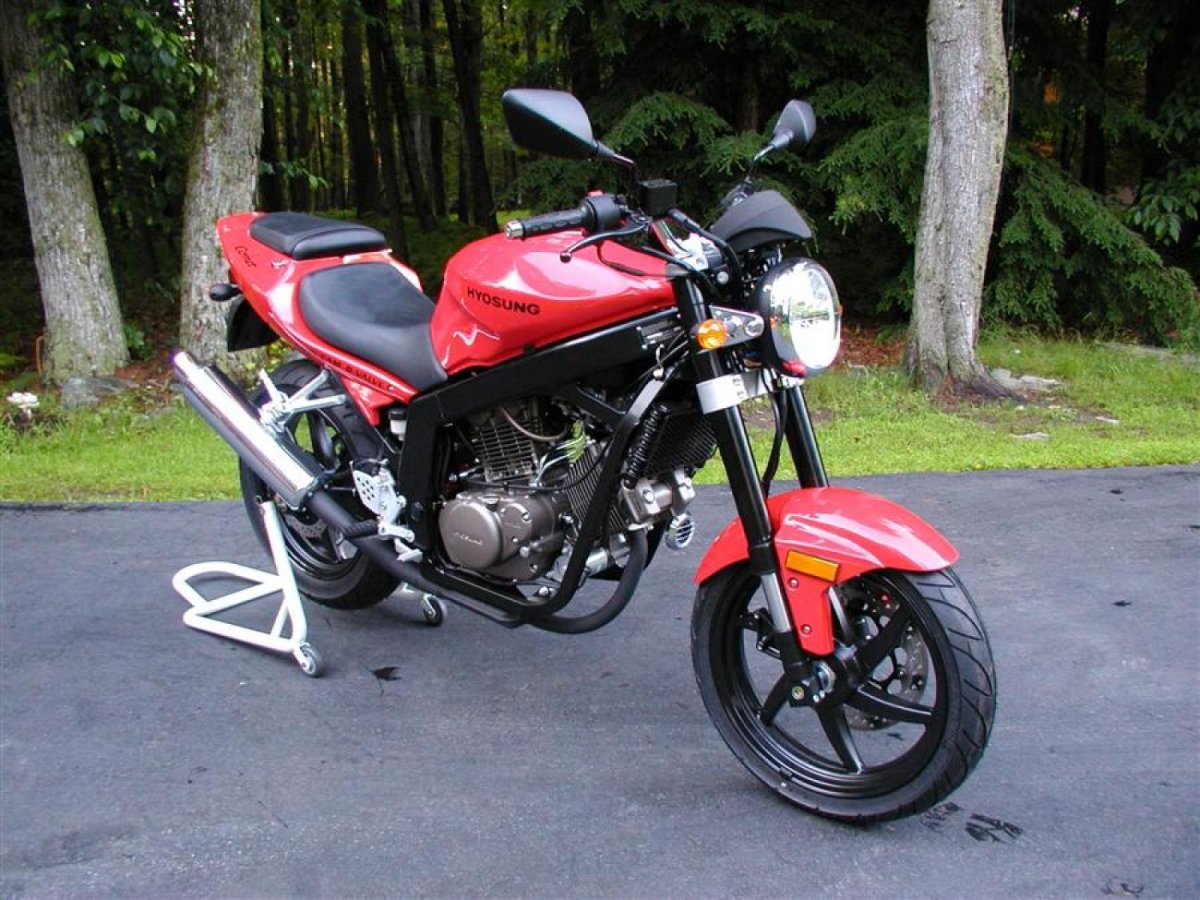 Hyosung gt 250 Comet