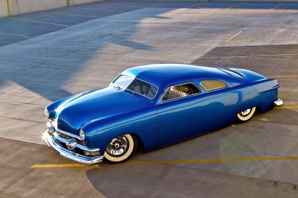 Ford Custom Lowrider