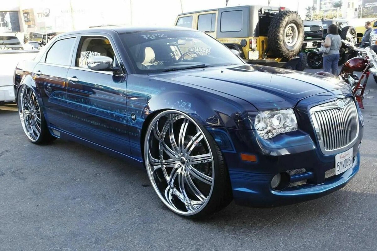 Chrysler 300c donk