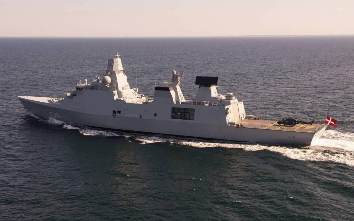 Фрегат Ивер хюитфельд