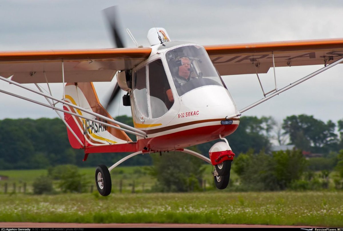 Легкомоторный самолет Бекас