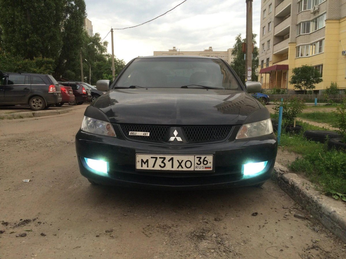 Туманки на Митсубиси Лансер 9