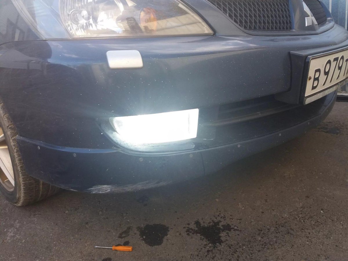 Лампа ПТФ Лансер 9