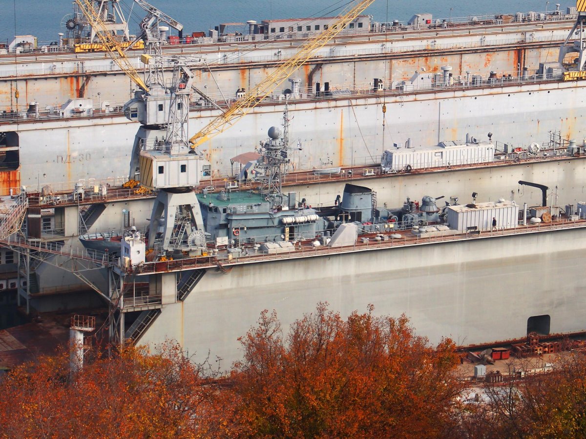 Плавучий док